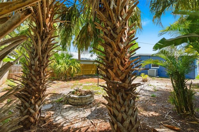 7211 32ND AVENUE N, St Petersburg, FL 33710