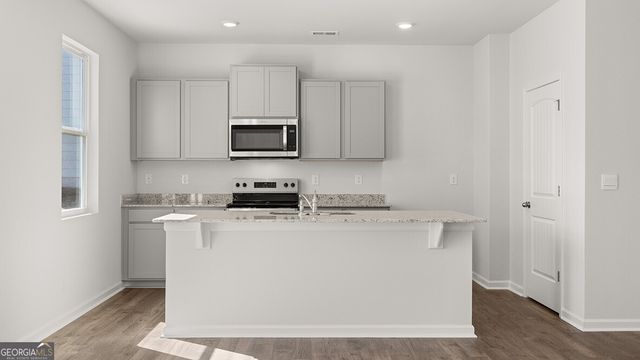 8180 Elkhorn Drive, Fairburn, GA 30213