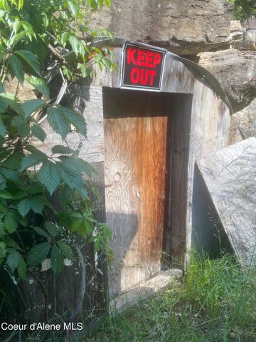 53465 ID-200, Clark Fork, ID 83811