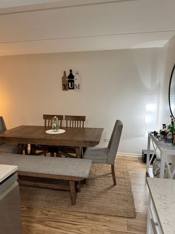 8200 Woodglen Lane 107, Downers Grove, IL 60516