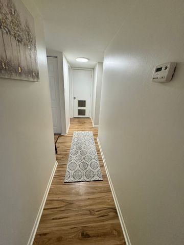 8200 Woodglen Lane 107, Downers Grove, IL 60516