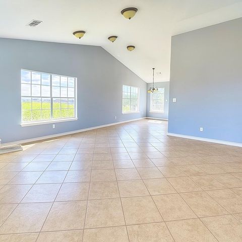 1040 Darst Road, Beasley, TX 77417