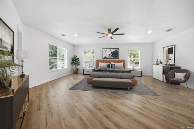 2704 ASHLEY MDW, Schertz, TX 78154