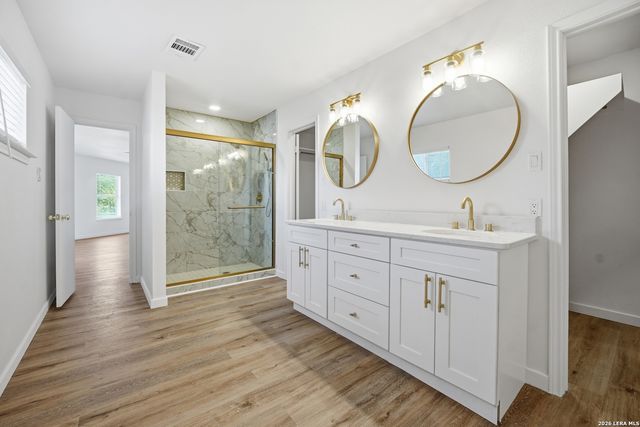 2704 ASHLEY MDW, Schertz, TX 78154