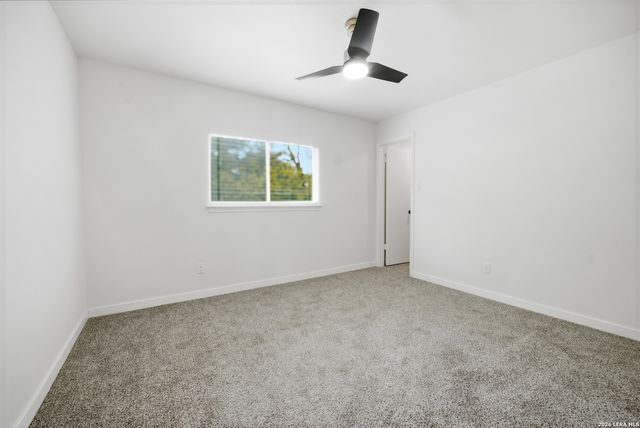 2704 ASHLEY MDW, Schertz, TX 78154