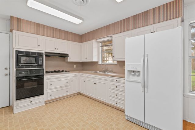 1119 Kings Row, Denton, TX 76209