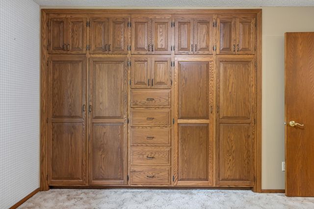 17991 Natchez Avenue, Prior Lake, MN 55372