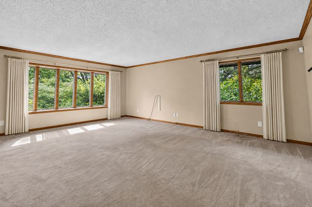 17991 Natchez Avenue, Prior Lake, MN 55372