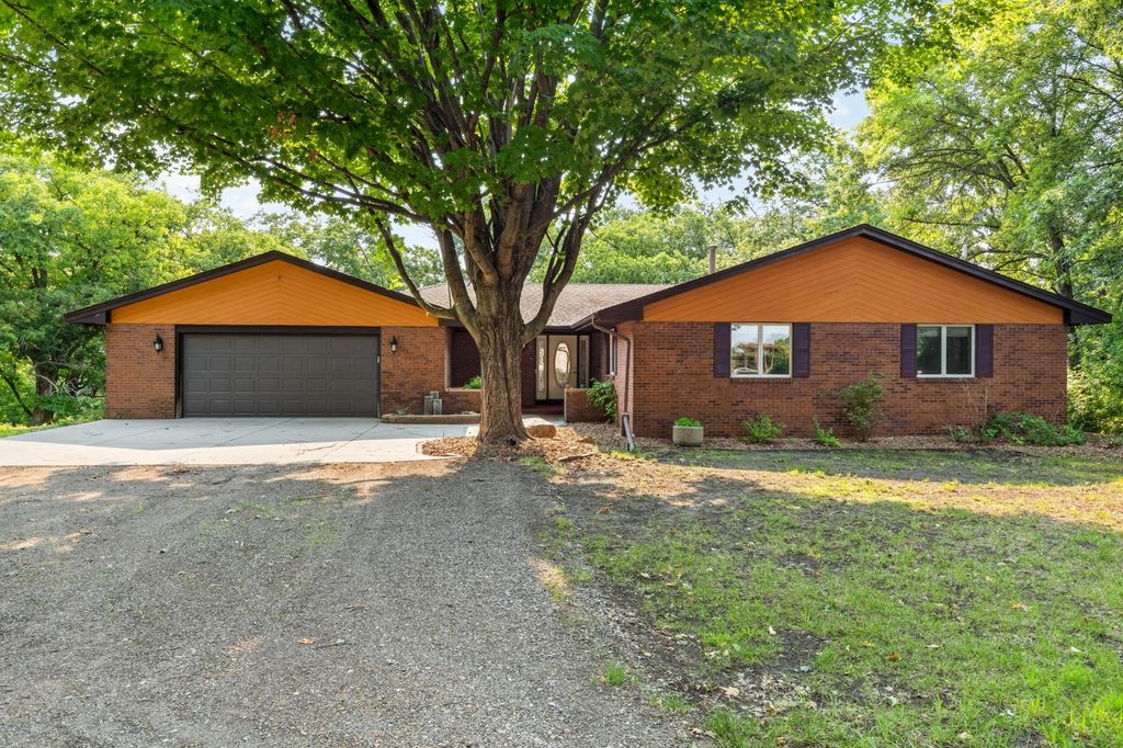 17991 Natchez Avenue, Prior Lake, MN 55372 — photo 2
