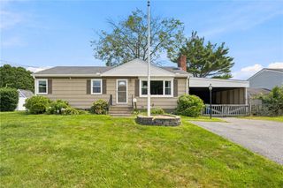 20 Wood Road, Middletown, RI 02842