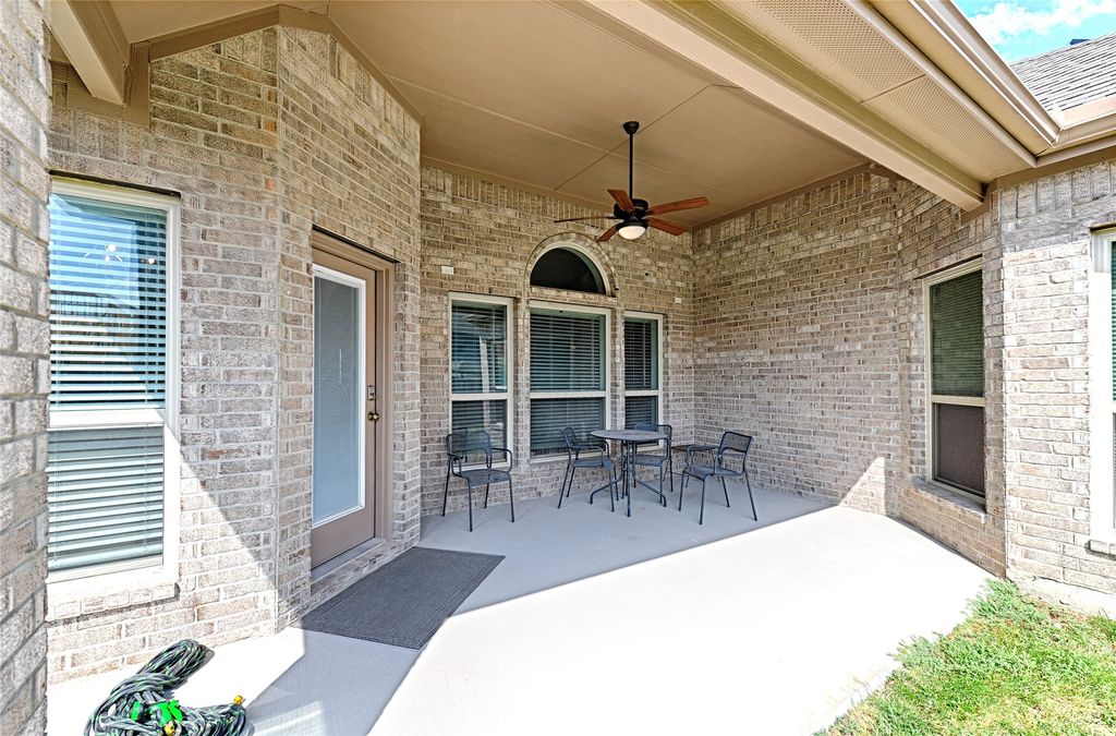 1802 ranch view Drive, Cedar Hill, TX 75104 — photo 4