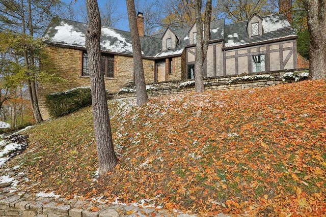 3736 Dogwood Lane, Cincinnati, OH 45213