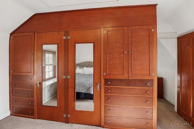 3736 Dogwood Lane, Cincinnati, OH 45213