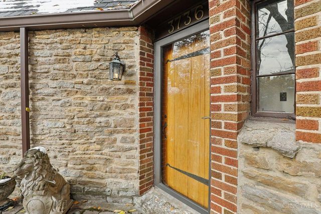 3736 Dogwood Lane, Cincinnati, OH 45213