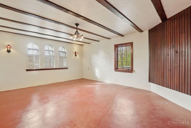 3736 Dogwood Lane, Cincinnati, OH 45213