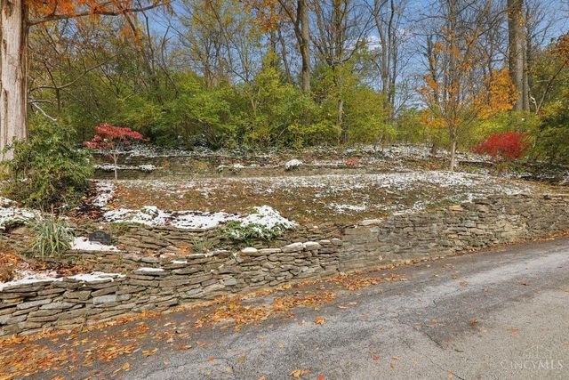 3736 Dogwood Lane, Cincinnati, OH 45213