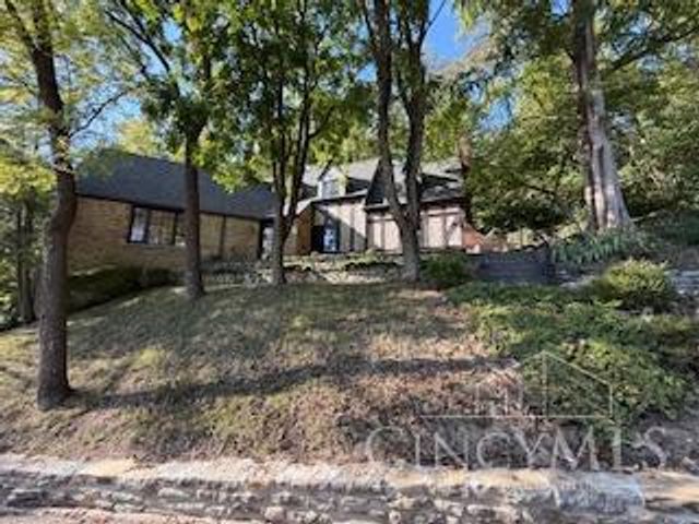3736 Dogwood Lane, Cincinnati, OH 45213