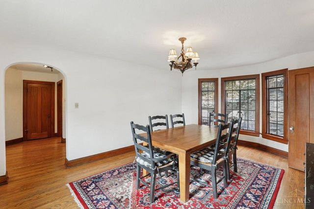 3736 Dogwood Lane, Cincinnati, OH 45213