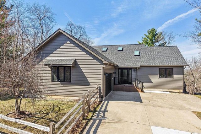 54 Lookout Ridge, Wisconsin Dells, WI 53965