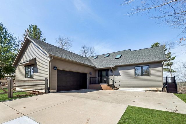 54 Lookout Ridge, Wisconsin Dells, WI 53965