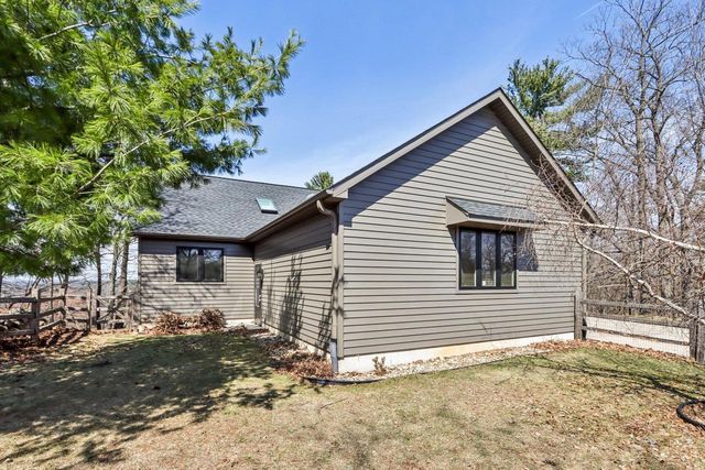 54 Lookout Ridge, Wisconsin Dells, WI 53965