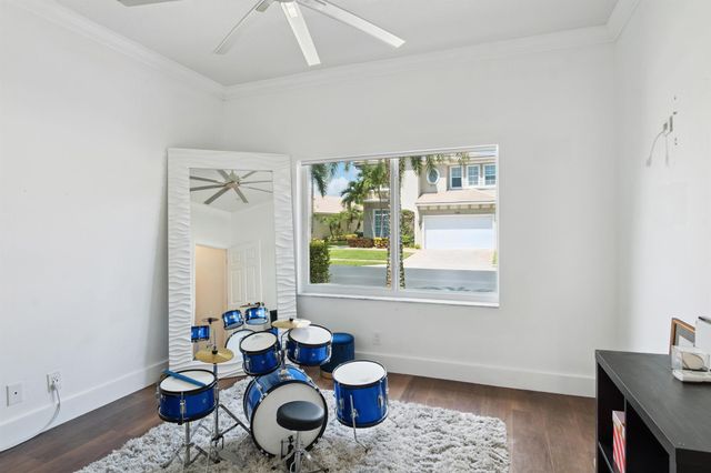 7110 NW Turtle Walk, Boca Raton, FL 33487