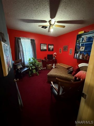 210 9th Avenue, Selma, AL 36701