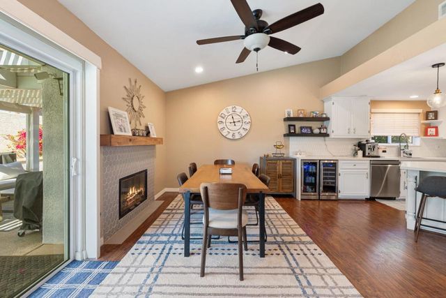 43911 La Carmela Drive, Palm Desert, CA 92211