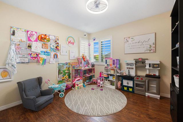 43911 La Carmela Drive, Palm Desert, CA 92211