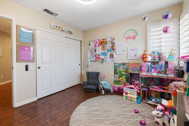 43911 La Carmela Drive, Palm Desert, CA 92211