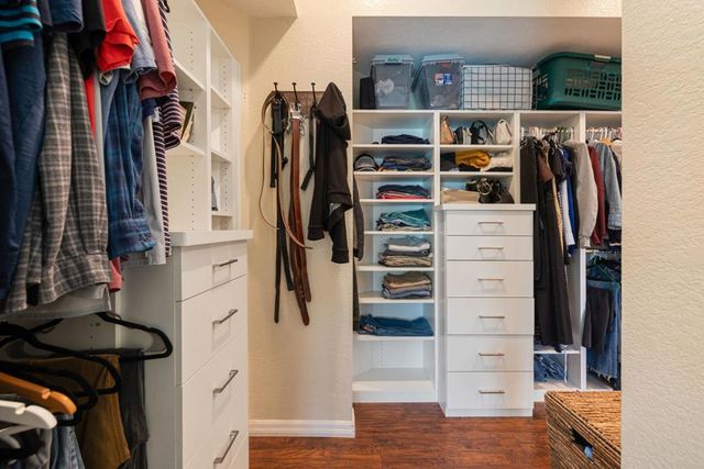 43911 La Carmela Drive, Palm Desert, CA 92211