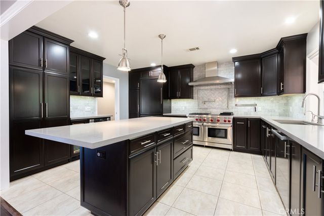 10036 Andasol Avenue, Northridge, CA 91325