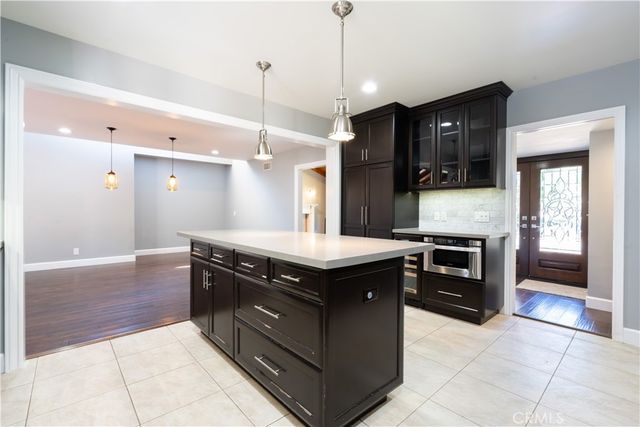 10036 Andasol Avenue, Northridge, CA 91325