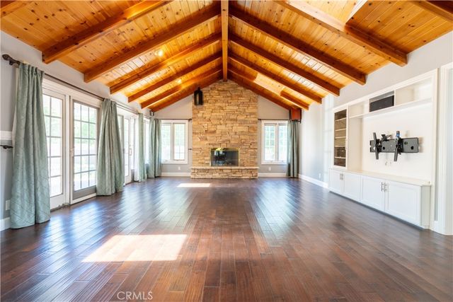 10036 Andasol Avenue, Northridge, CA 91325