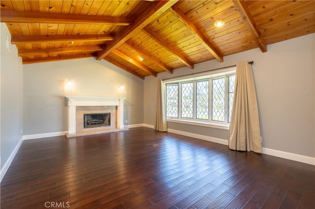 10036 Andasol Avenue, Northridge, CA 91325