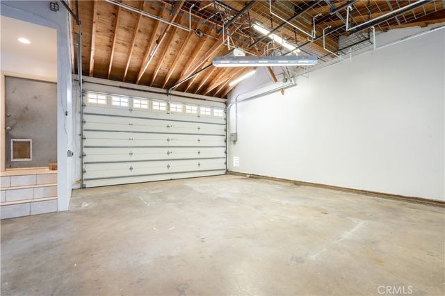 10036 Andasol Avenue, Northridge, CA 91325