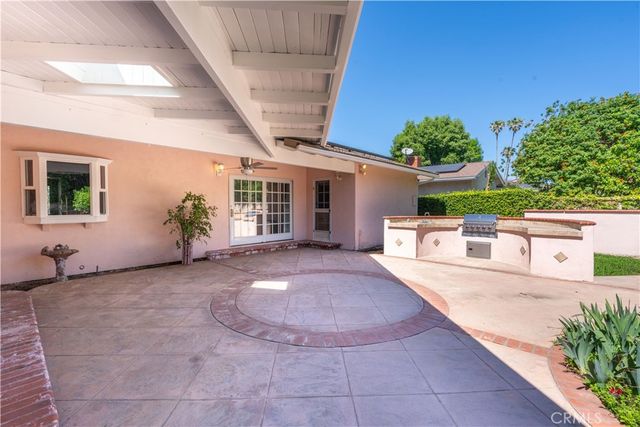 10036 Andasol Avenue, Northridge, CA 91325