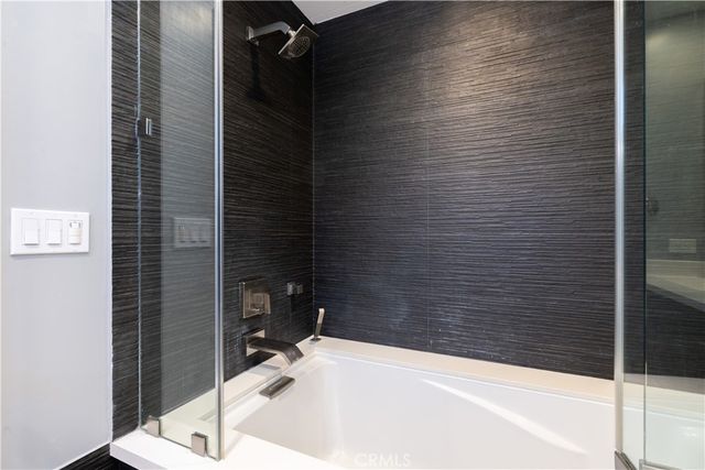 10036 Andasol Avenue, Northridge, CA 91325