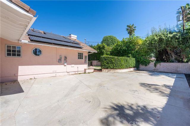 10036 Andasol Avenue, Northridge, CA 91325