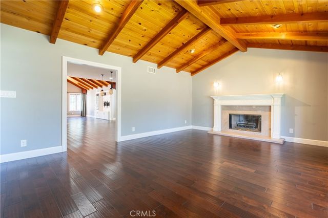 10036 Andasol Avenue, Northridge, CA 91325