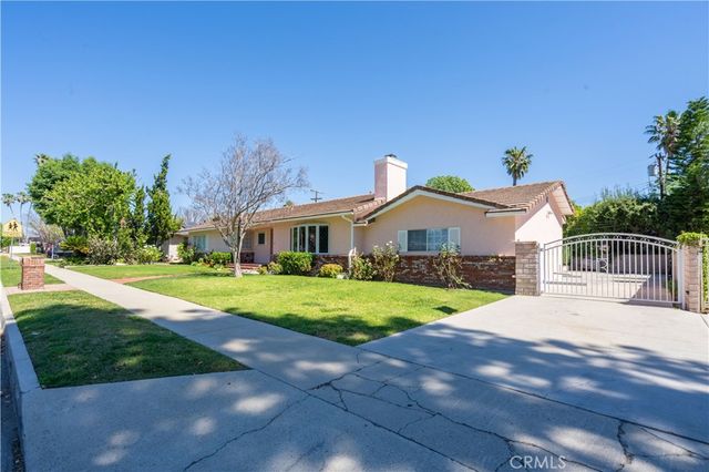 10036 Andasol Avenue, Northridge, CA 91325