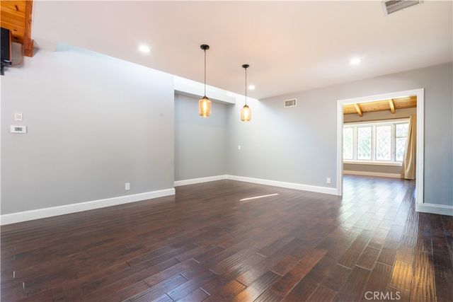 10036 Andasol Avenue, Northridge, CA 91325