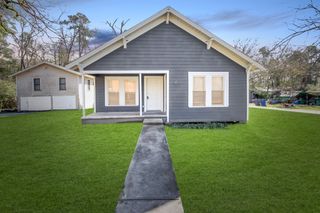 502 E Abbey Street, Livingston, TX 77351