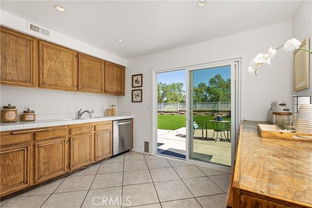 24692 Tabuenca, Mission Viejo, CA 92692