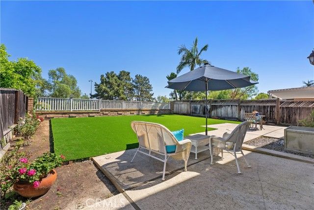 24692 Tabuenca, Mission Viejo, CA 92692