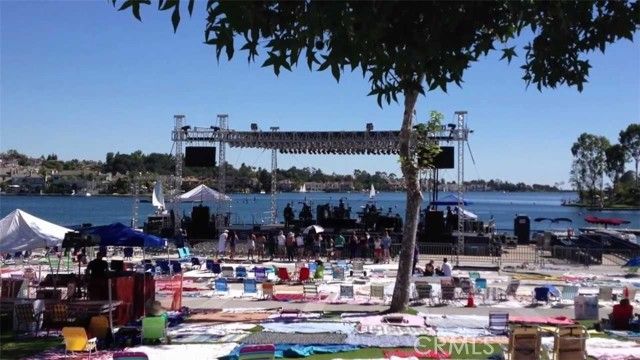 24692 Tabuenca, Mission Viejo, CA 92692