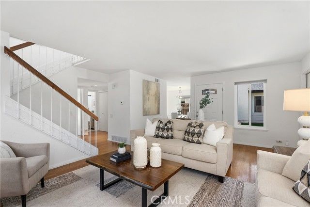 24692 Tabuenca, Mission Viejo, CA 92692