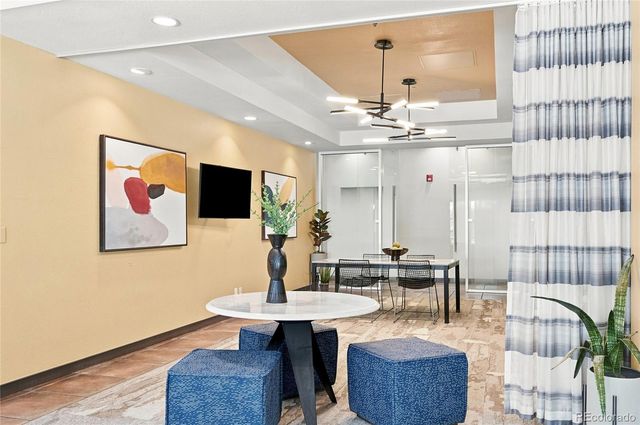 100 Park Avenue 903, Denver, CO 80205