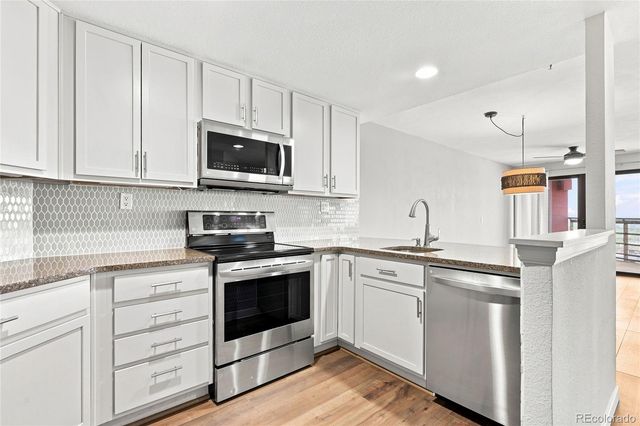 100 Park Avenue 903, Denver, CO 80205