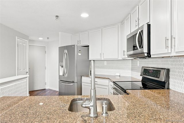 100 Park Avenue 903, Denver, CO 80205